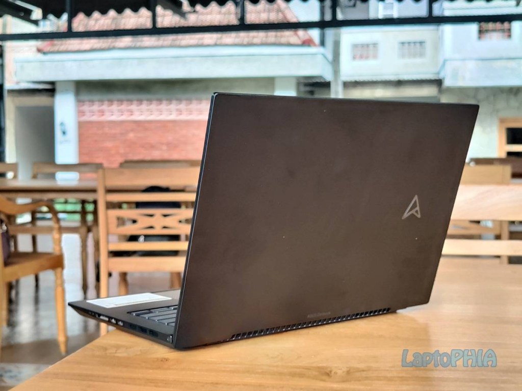 Menjajal Laptop Asus Zenbook Pro 14 OLED UX6404: Kencang untuk Kreasi Konten, Gaming Juga&nbsp;Bisa!