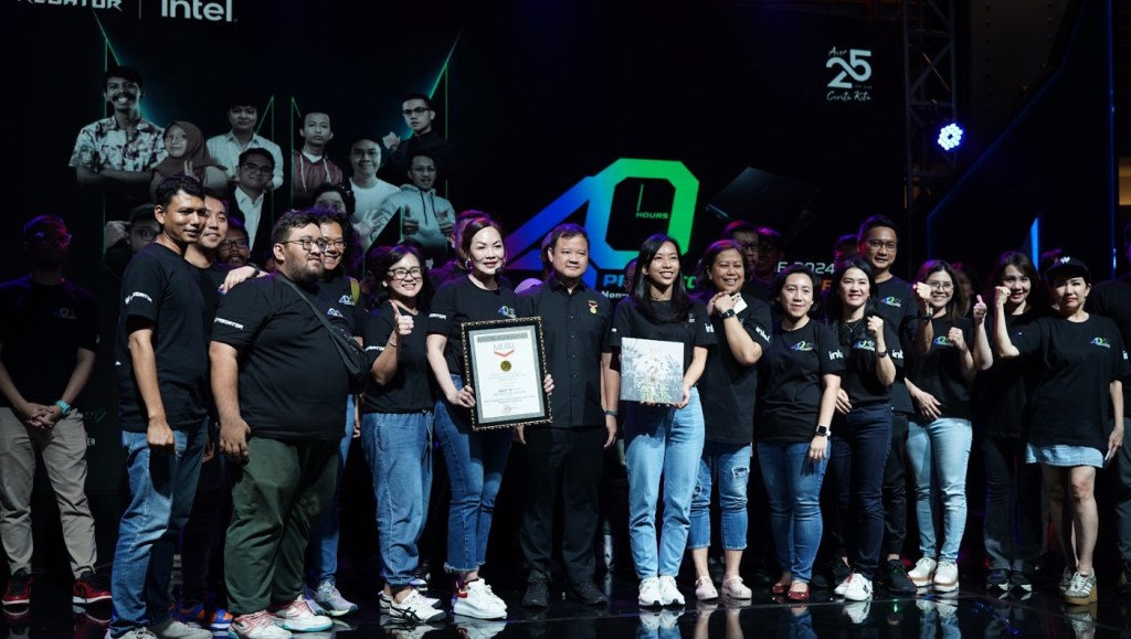 Pecahkan Rekor MURI! Acer Predator Helios 18 Jadi Laptop Gaming Pertama yang Live Streaming Non-Stop 40&nbsp;Jam