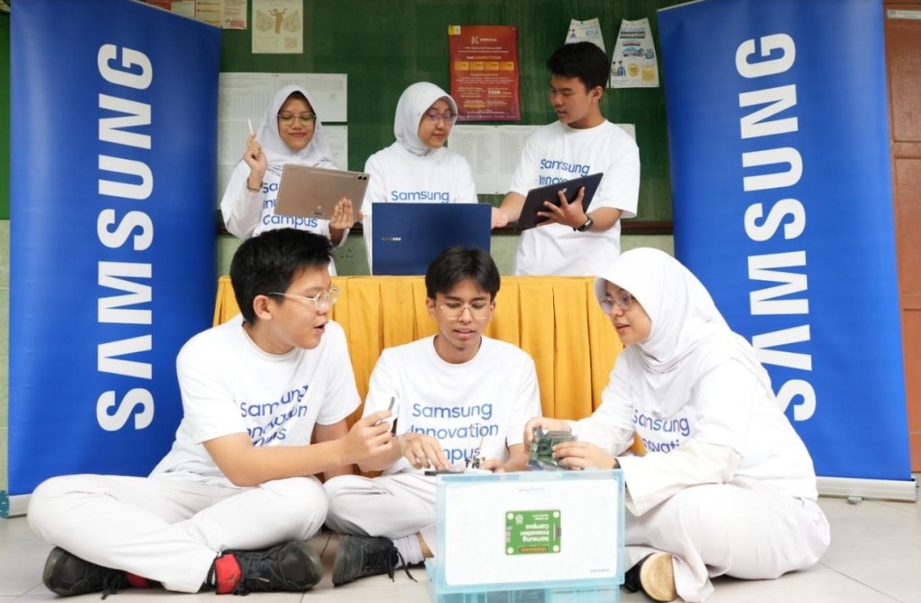 Siswa dan Mahasiswa Kembangkan Solusi AI dan IoT di Samsung Innovation&nbsp;Campus